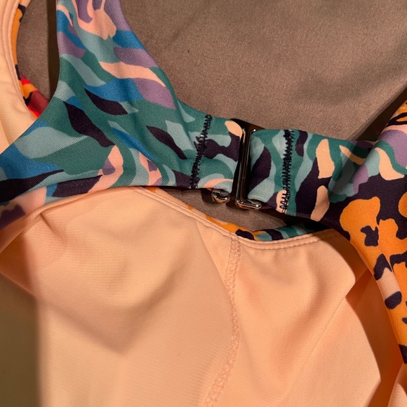 NWOT Athleta Maldives Printed Bikini Top in Bora Bora Multicolor Sz 40 B/C - Picture 8 of 12